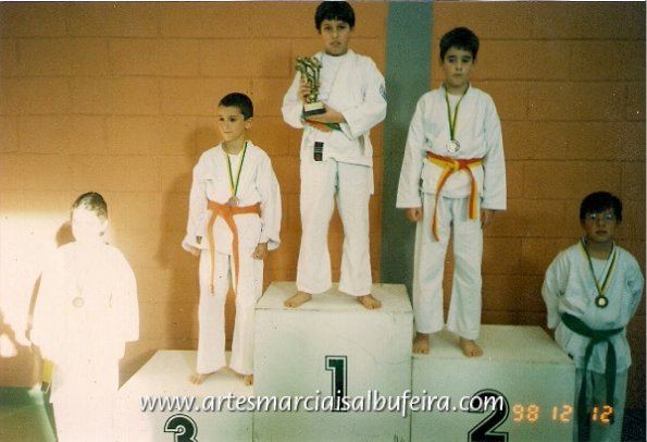 Torneio de Karate Iniciados em Olhão Iva Palma 2º Lugar 1998-12-12