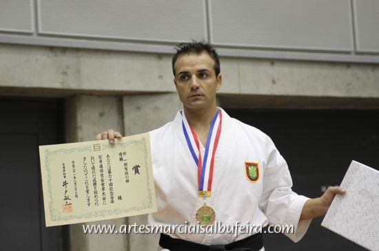 Luis ampeao do mundo no Japão
